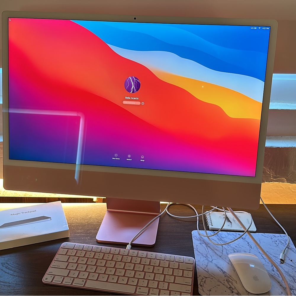 Apple Mac Desktop 24”